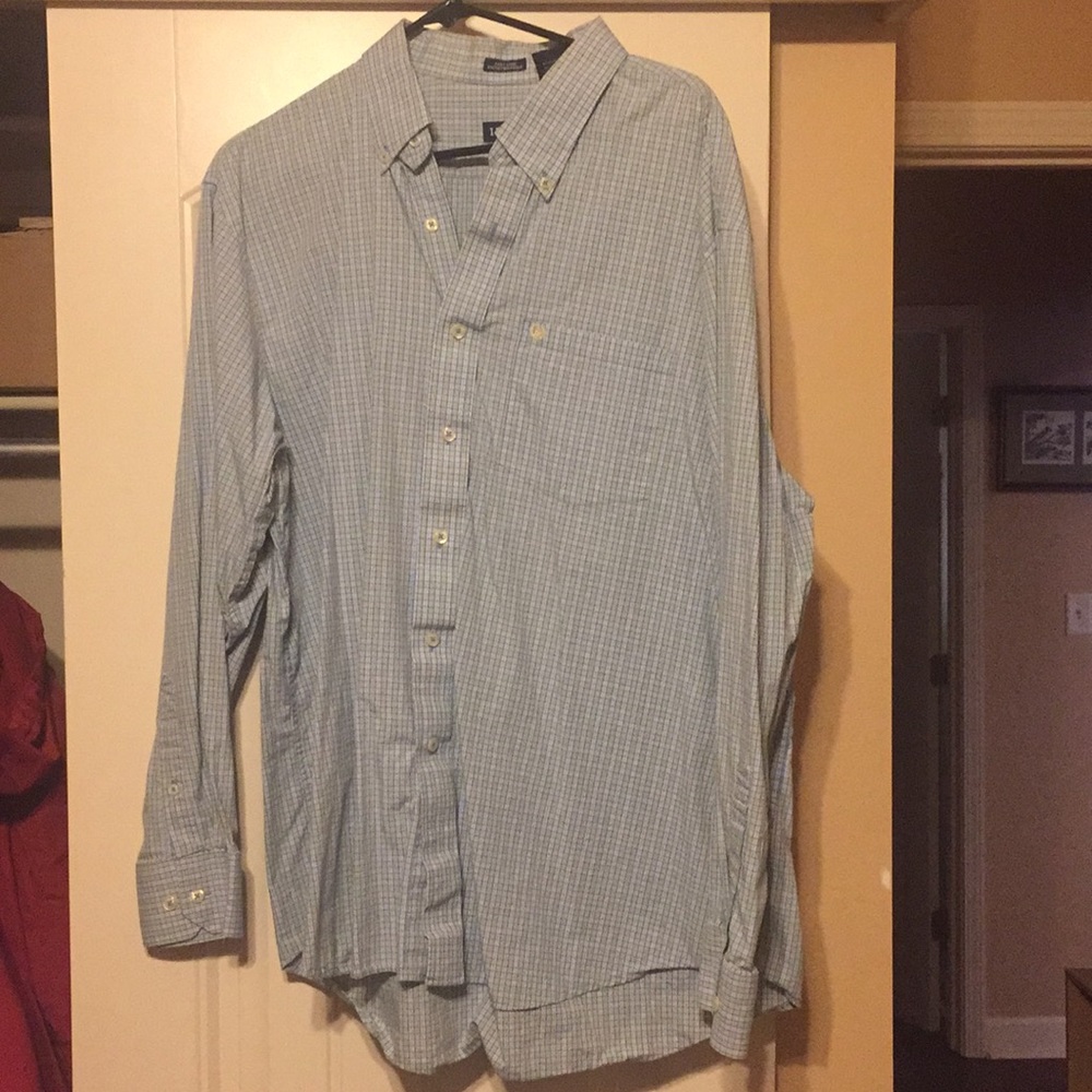 Izod men’s button down size XL